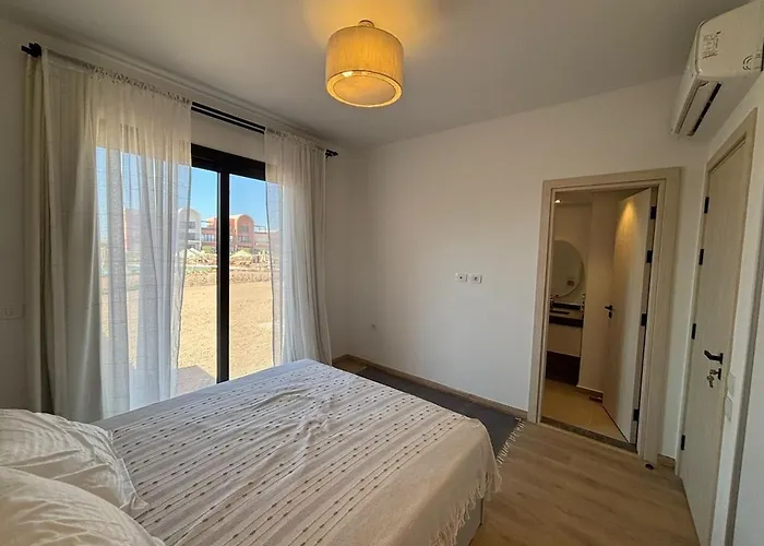 شقة Exclusive 2br, Kamaran - Crystal Pool View, Gouna *